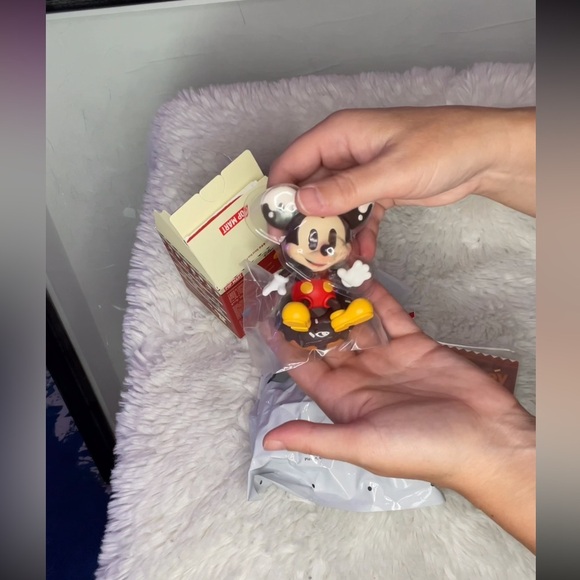 Pop-mart Donut Mickey Disney Mickey Mouse Red and Black Figurine sculpture NWT - Picture 5 of 9